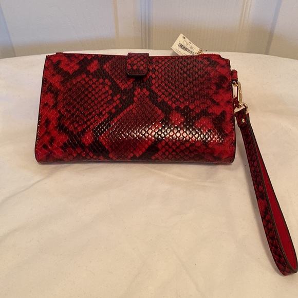 Brand New Michael Kors Leather Wristlet - Picture 2 of 5